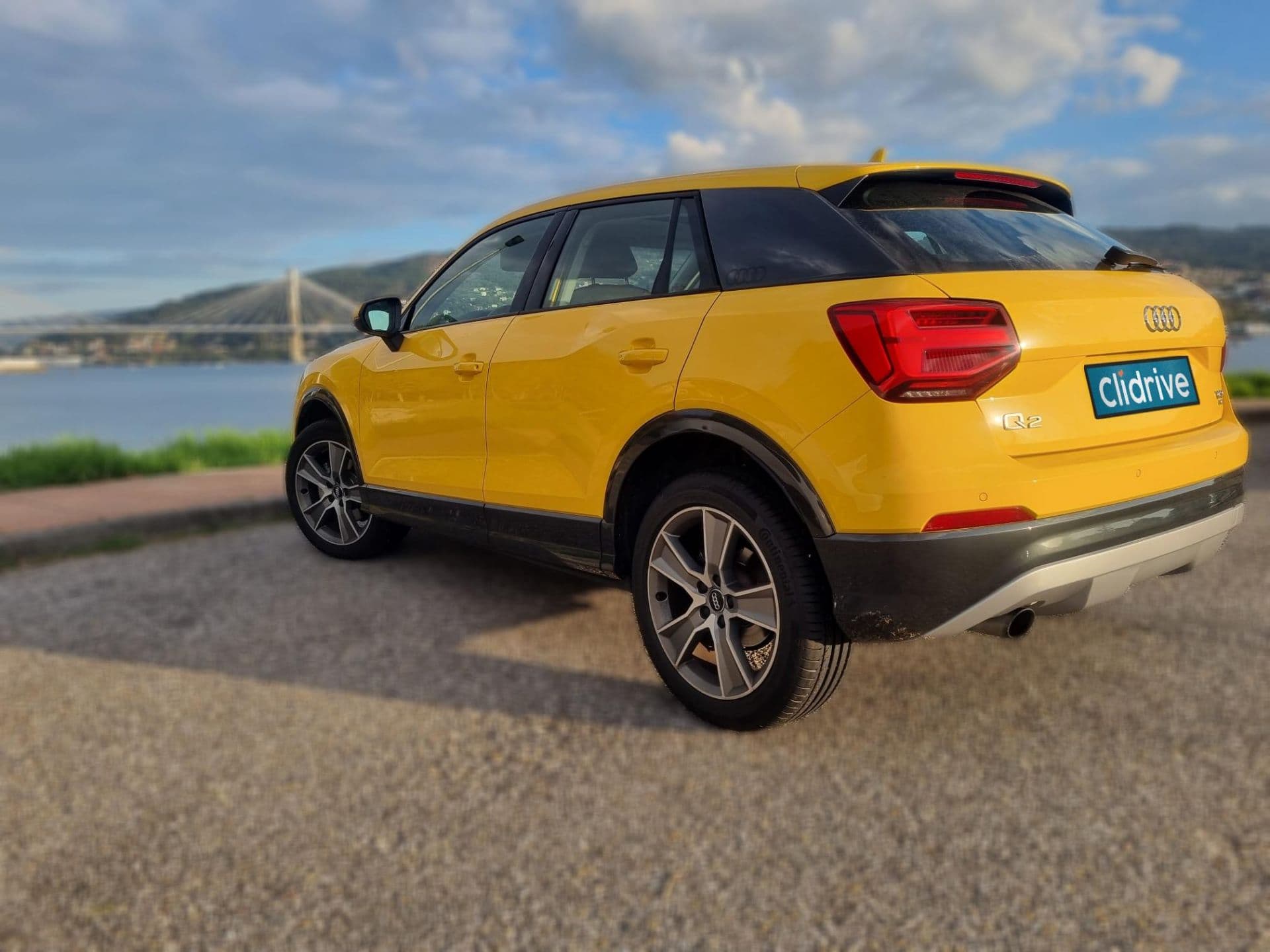 AUDI q2
