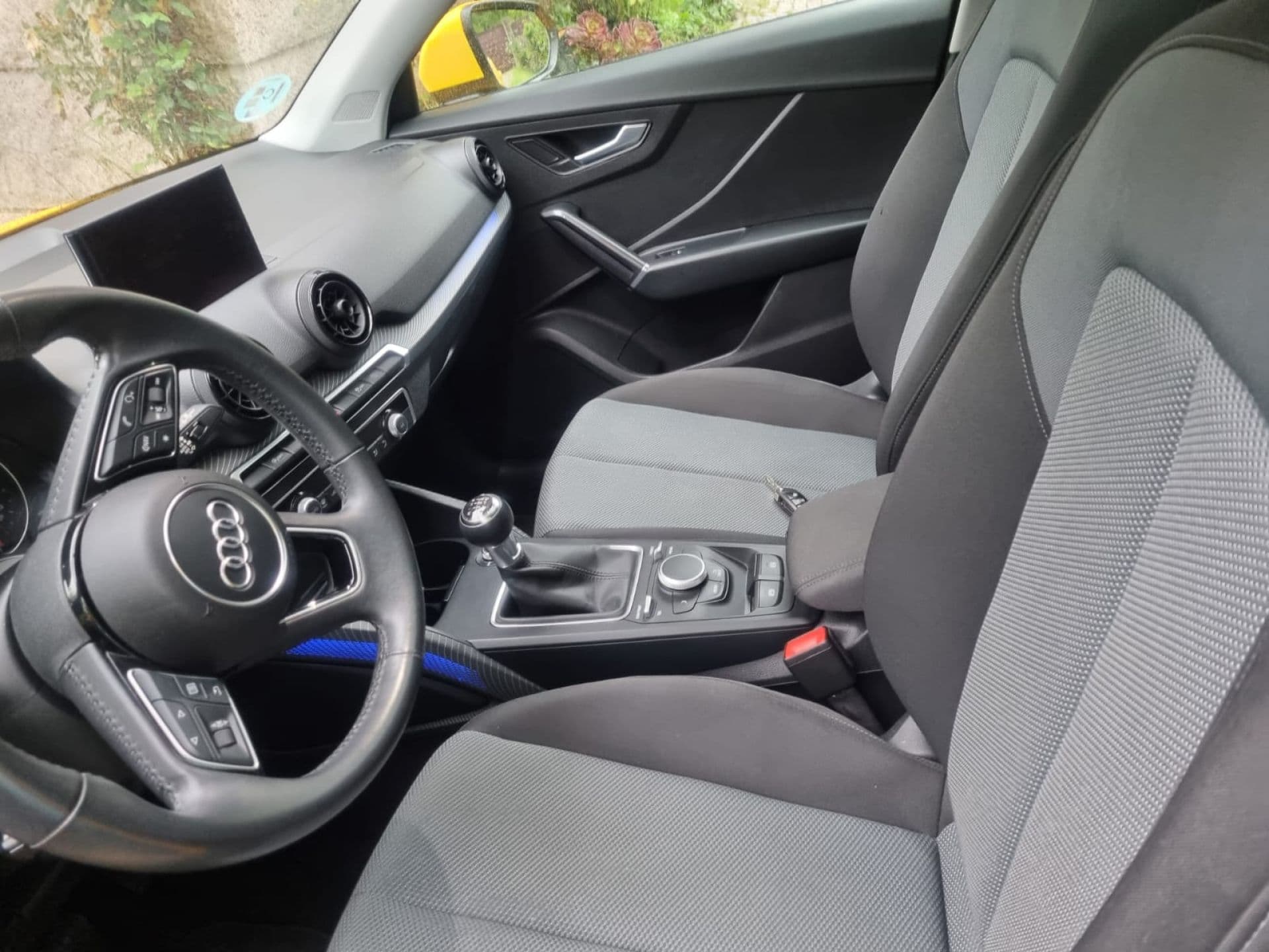 AUDI q2