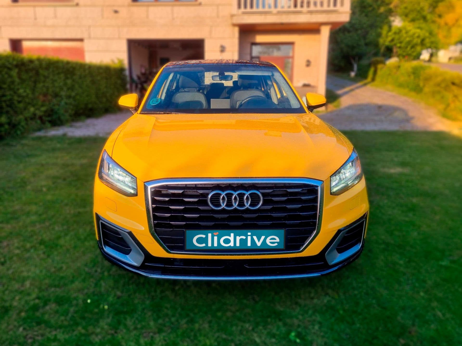 AUDI q2