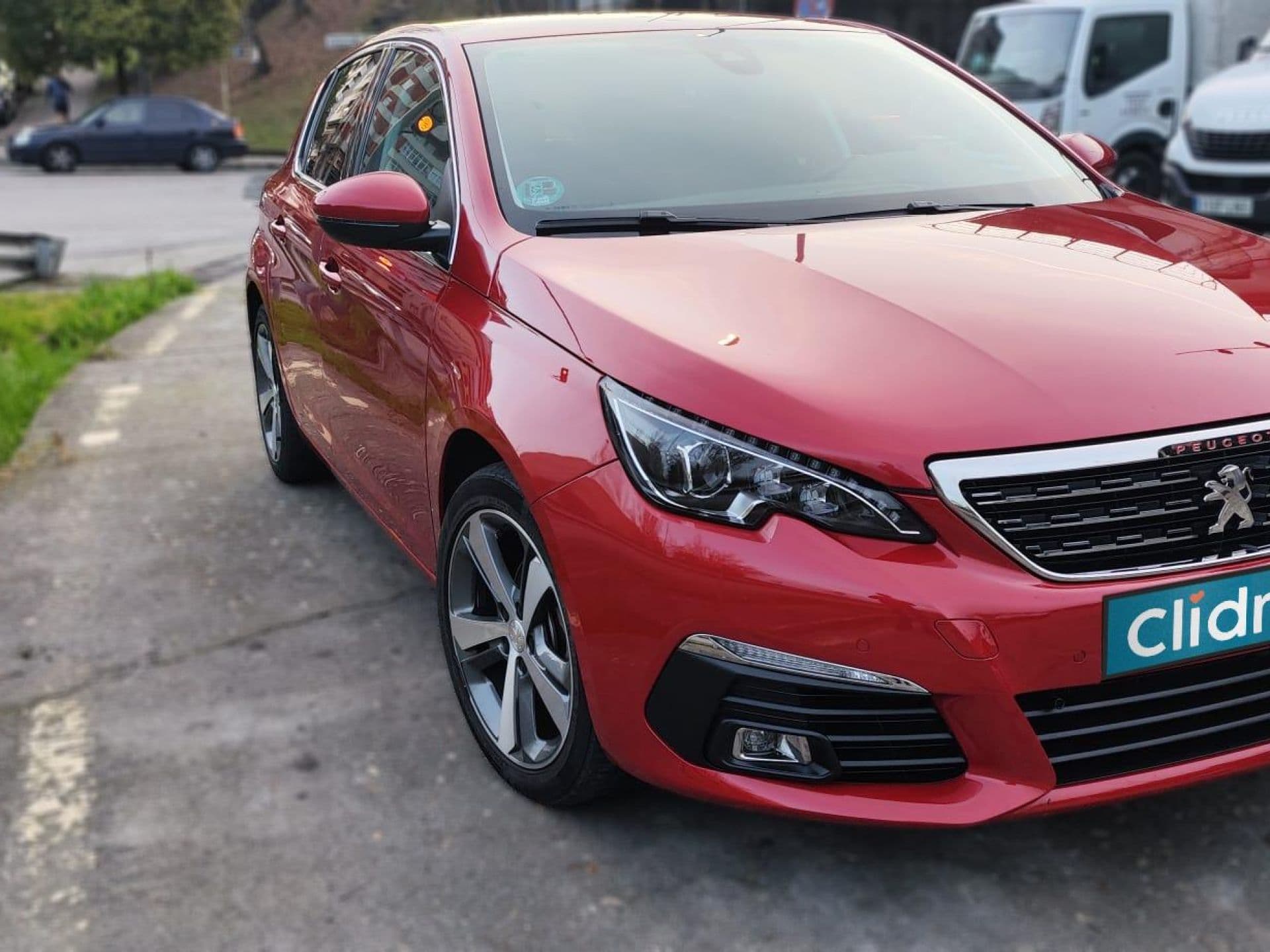 PEUGEOT 308