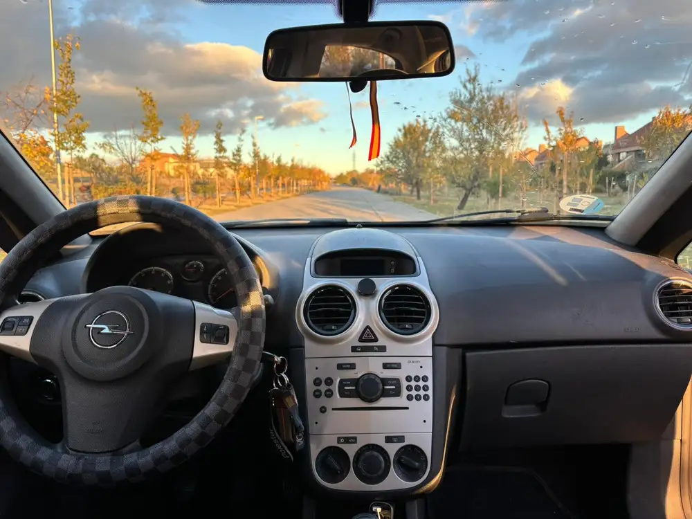 OPEL corsa de segunda mano | Clidrive