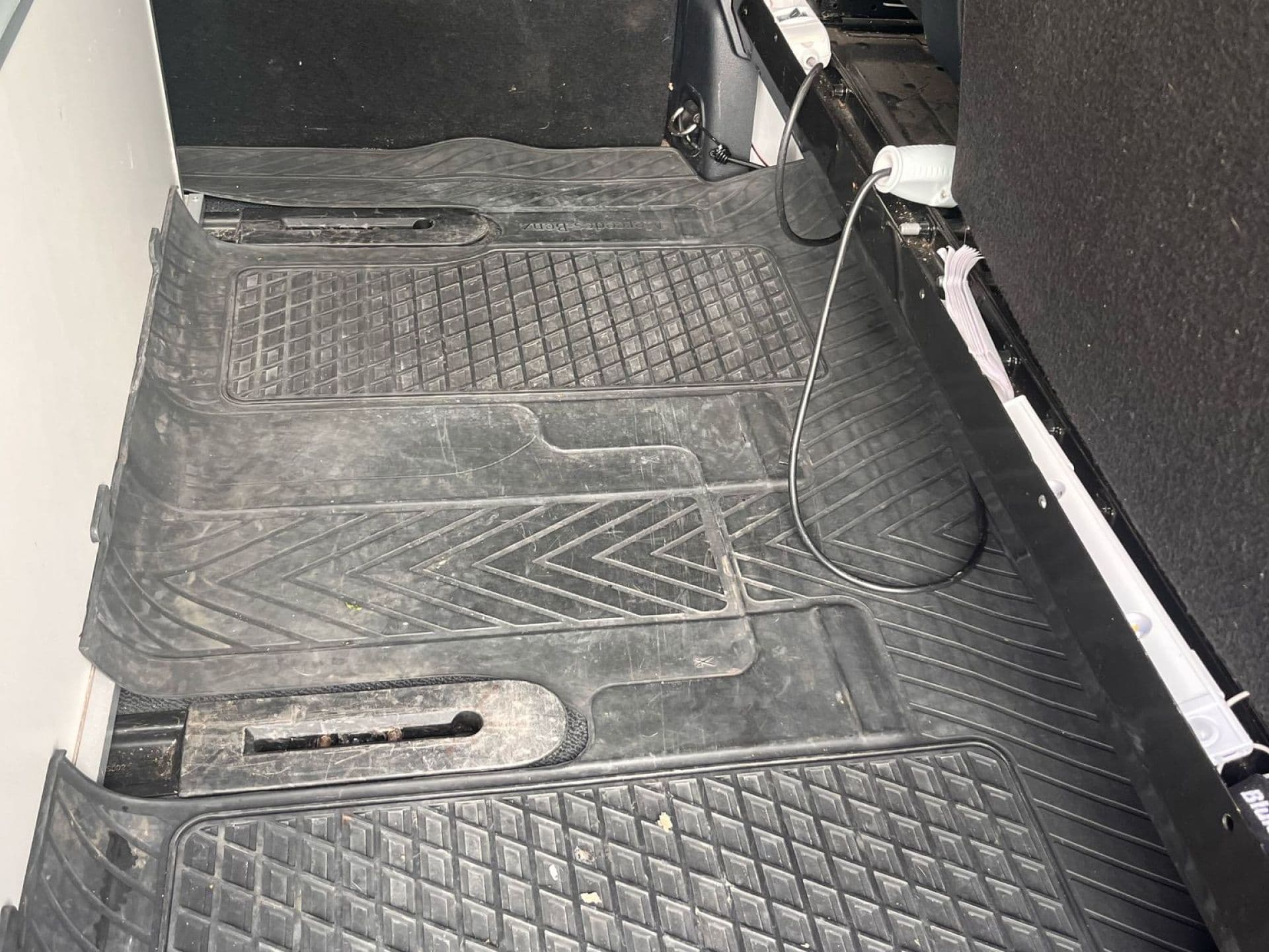 MERCEDES vito