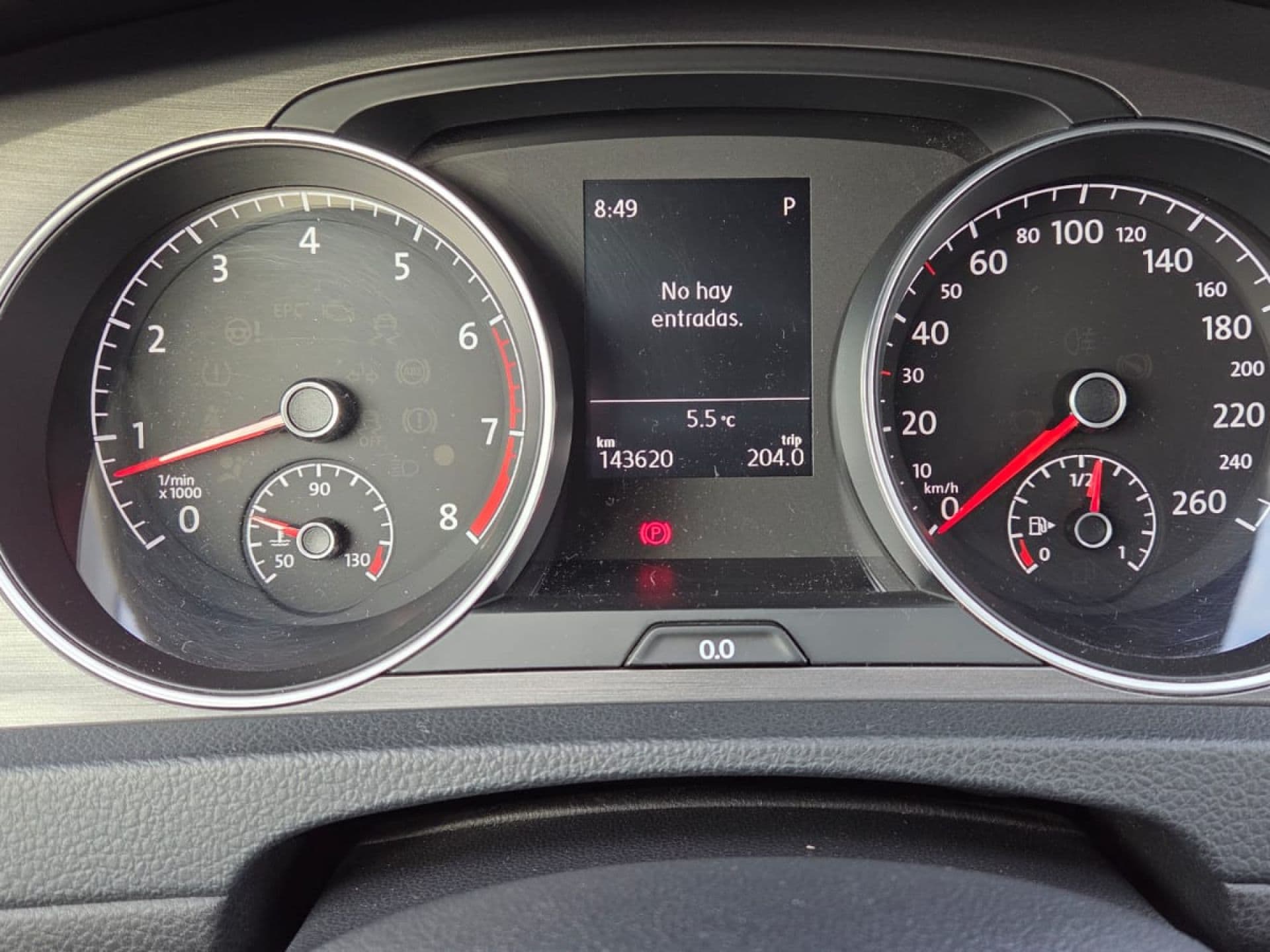 VOLKSWAGEN golf