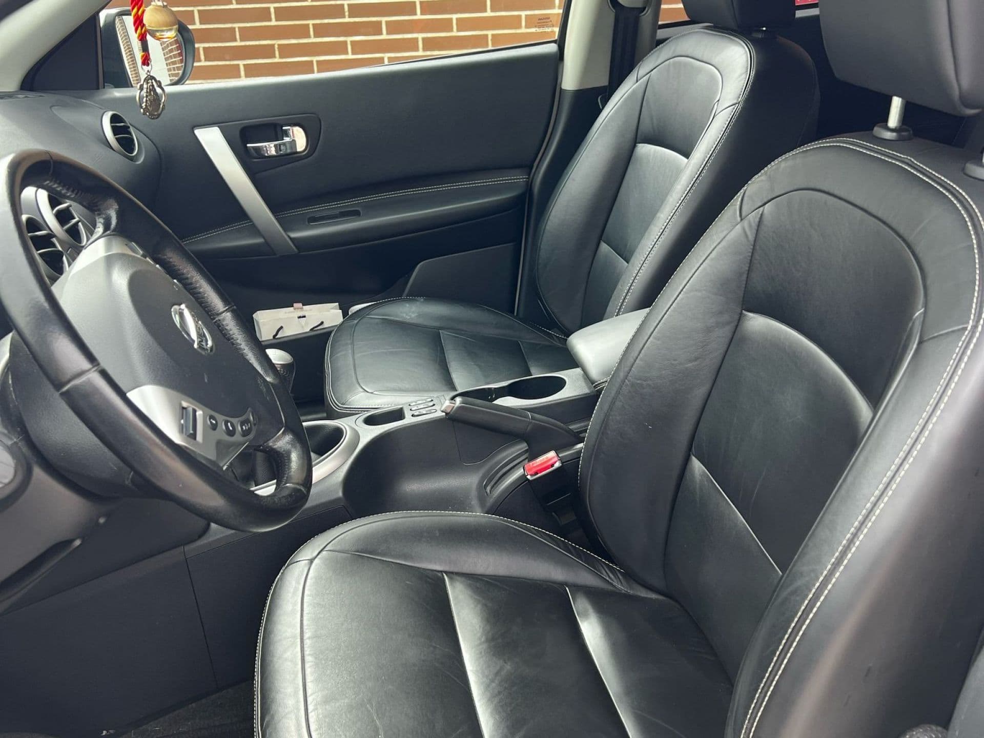 NISSAN qashqai
