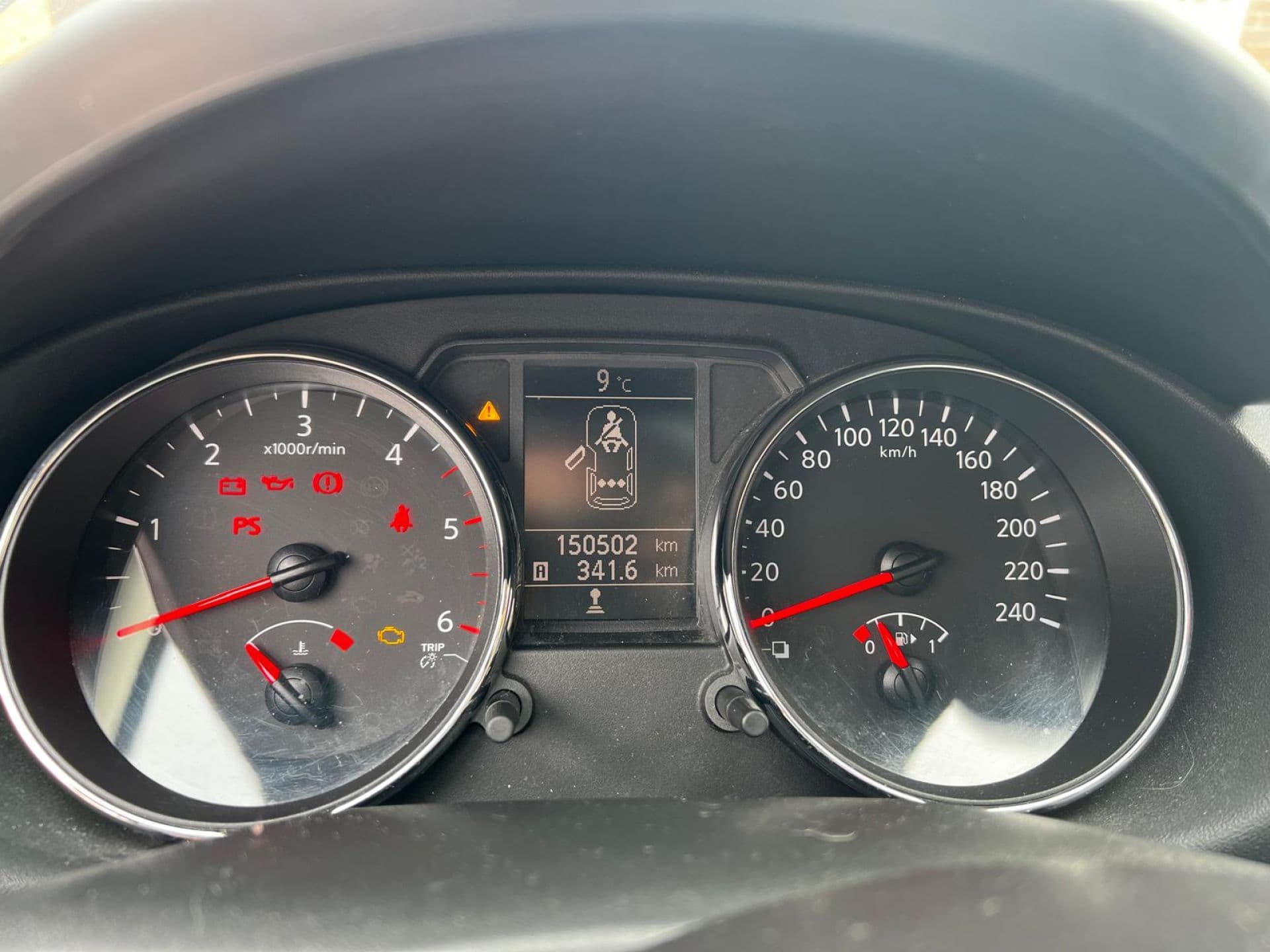 NISSAN qashqai