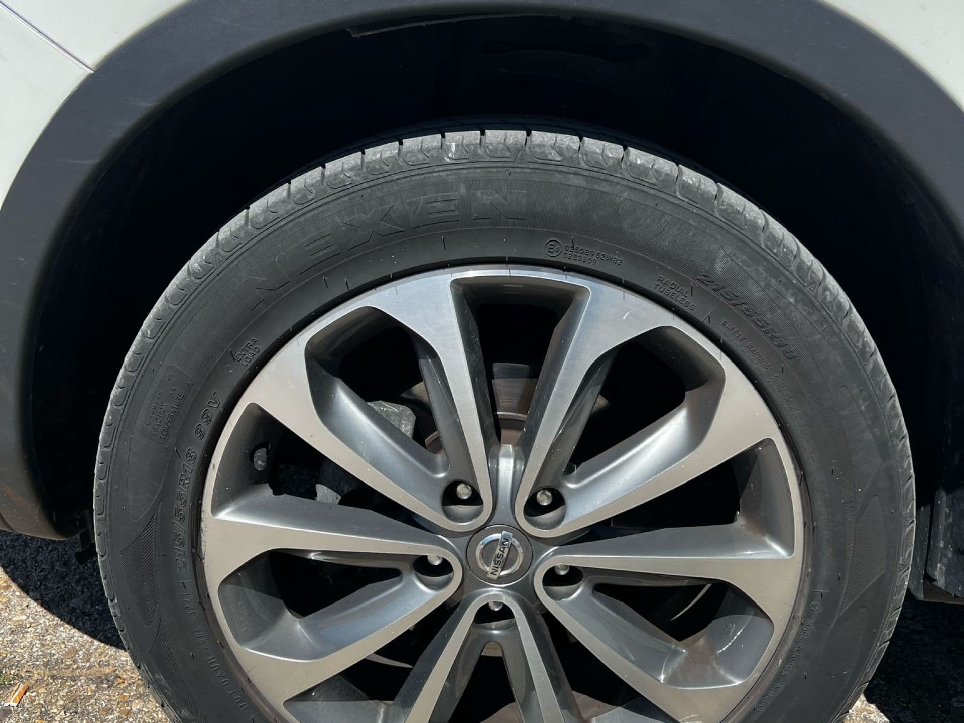 NISSAN qashqai