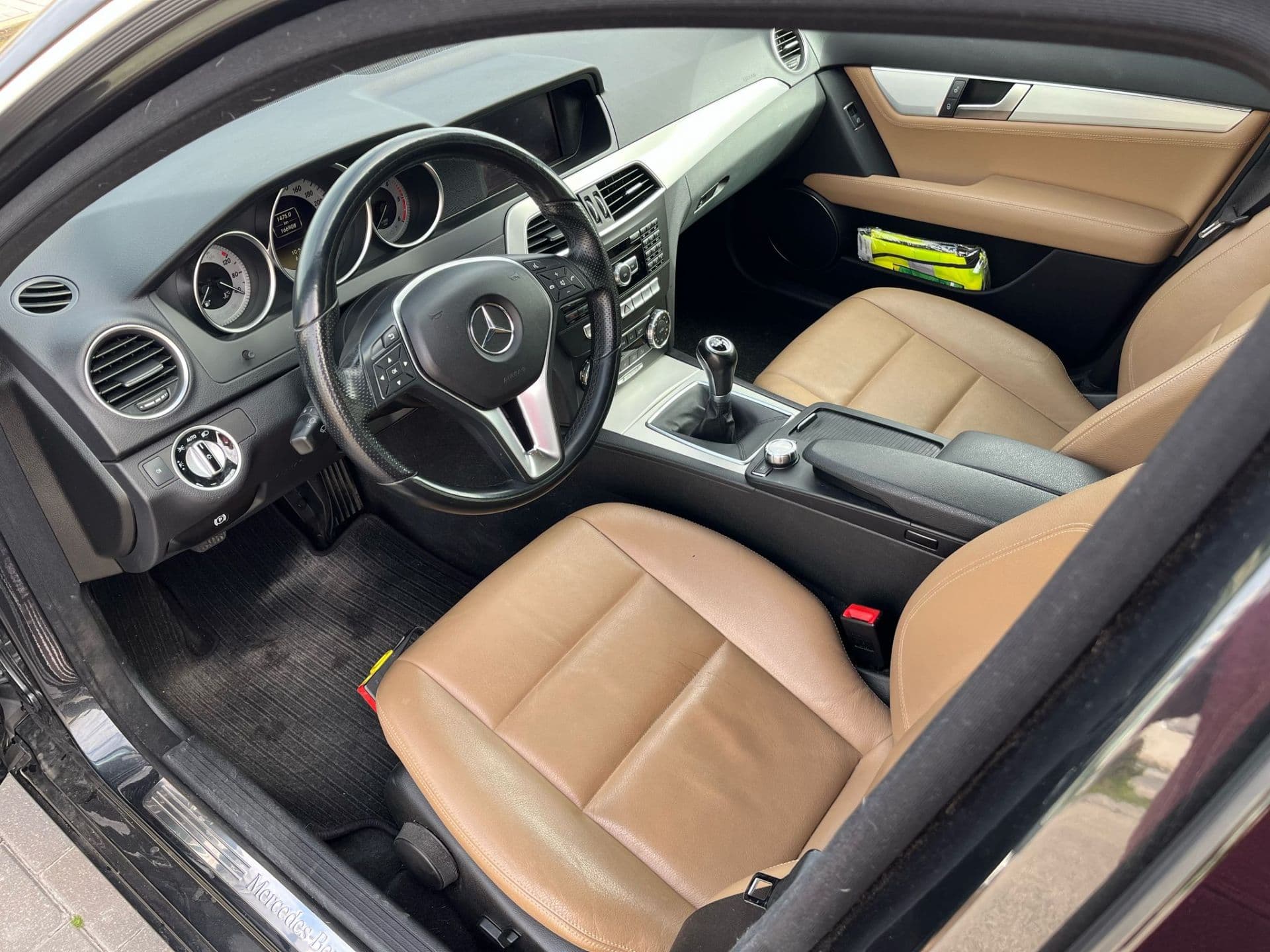 MERCEDES clase c