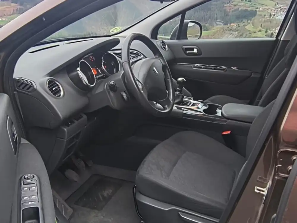 PEUGEOT 3008 - Foto 5 | Clidrive