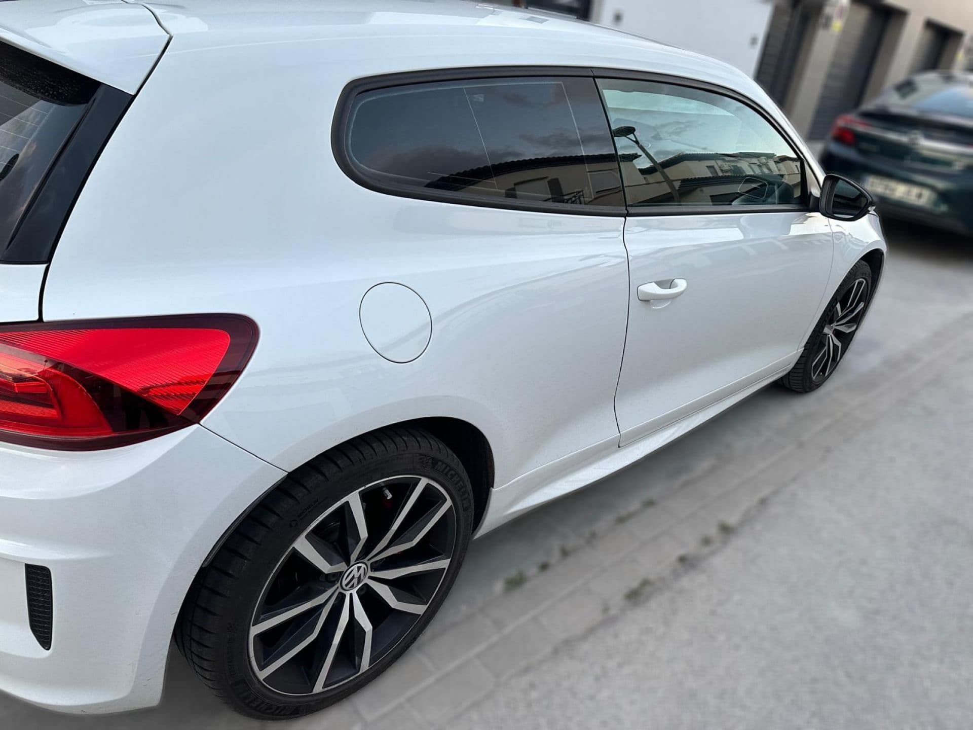 VOLKSWAGEN scirocco