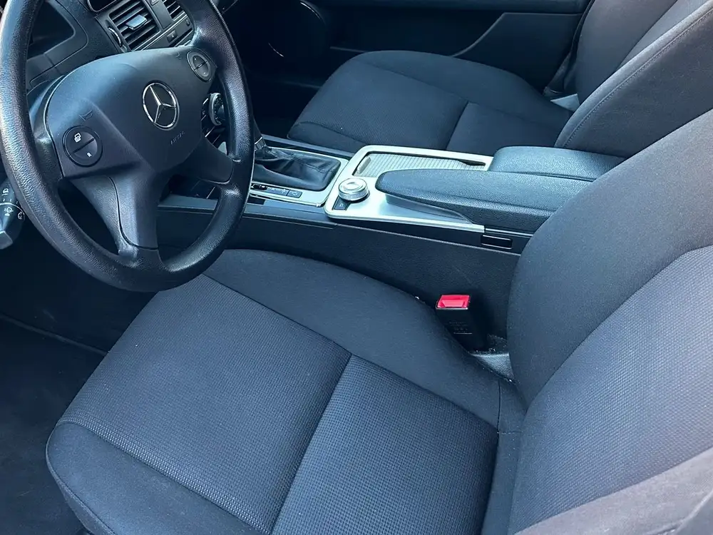 MERCEDES clase c - Foto 9 | Clidrive