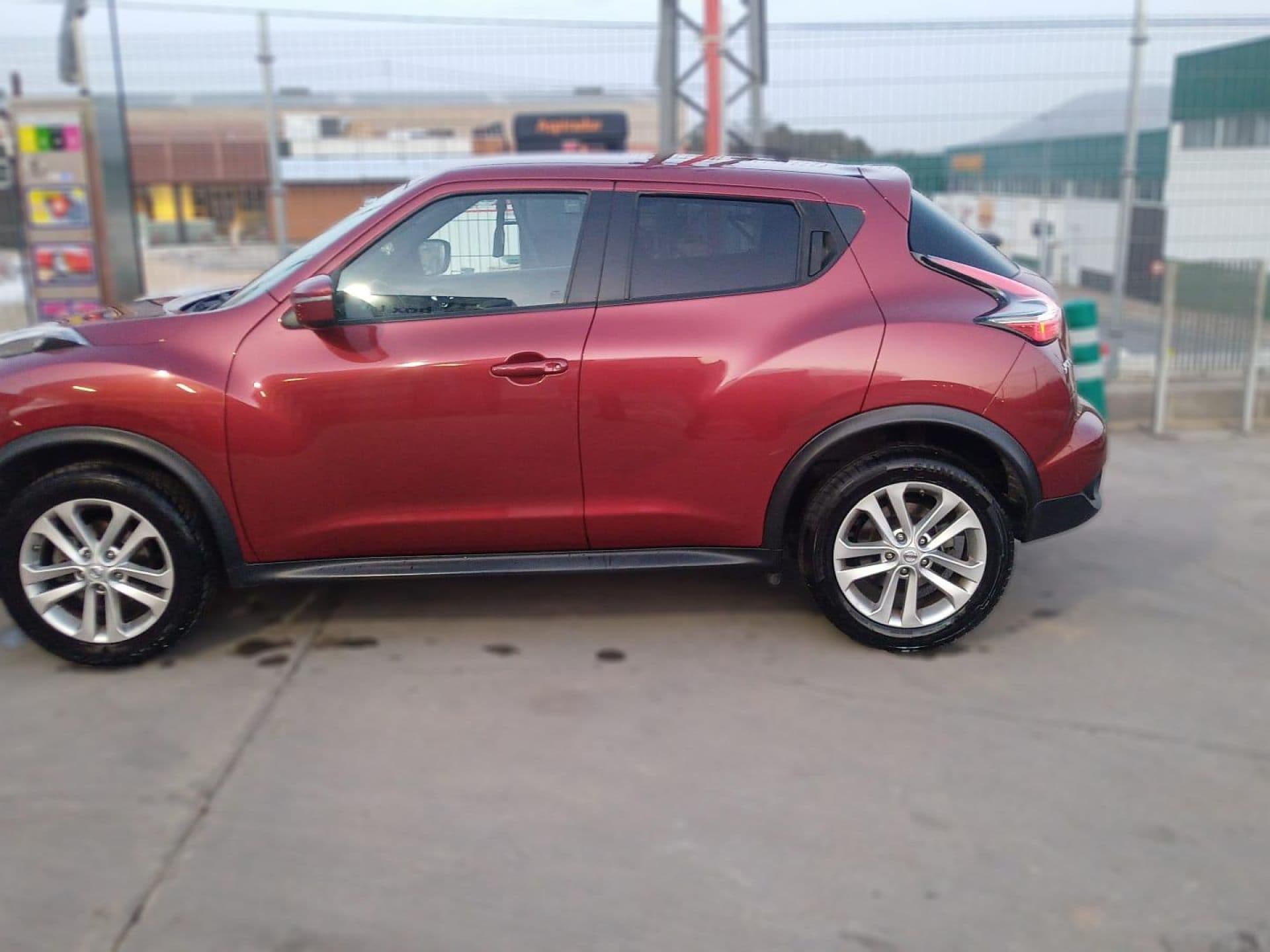 NISSAN juke