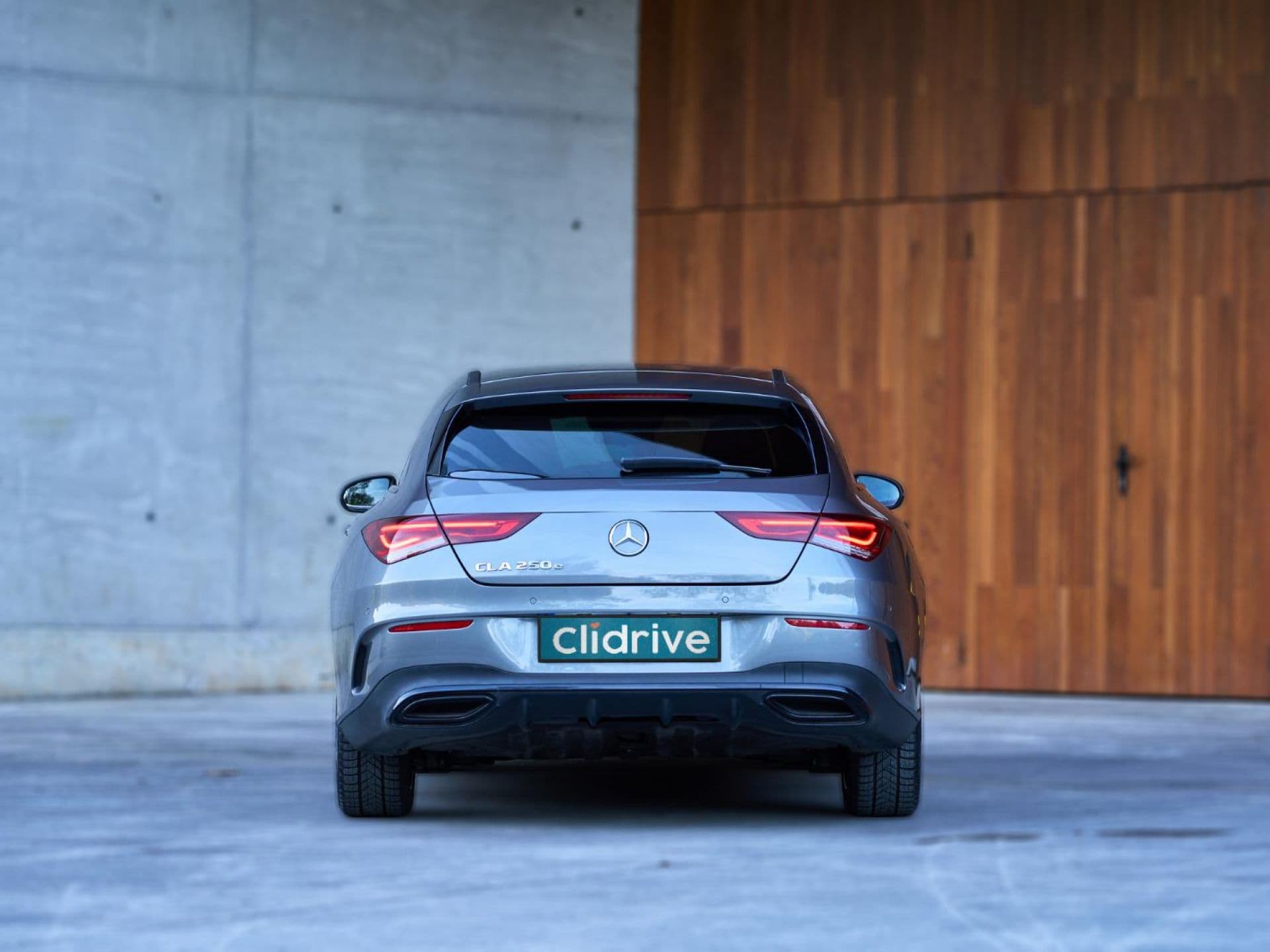 MERCEDES cla