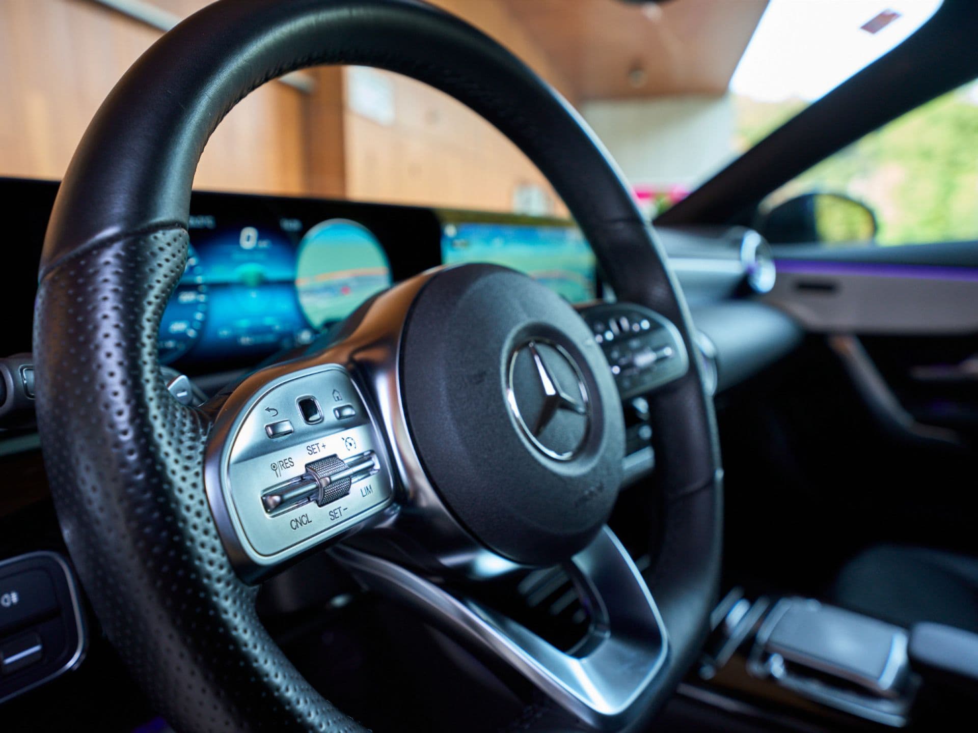 MERCEDES cla