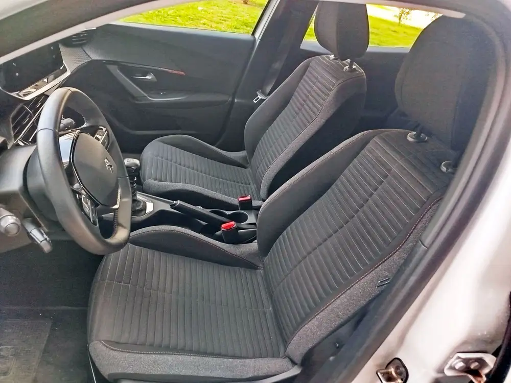 PEUGEOT 2008 - Foto 12 | Clidrive