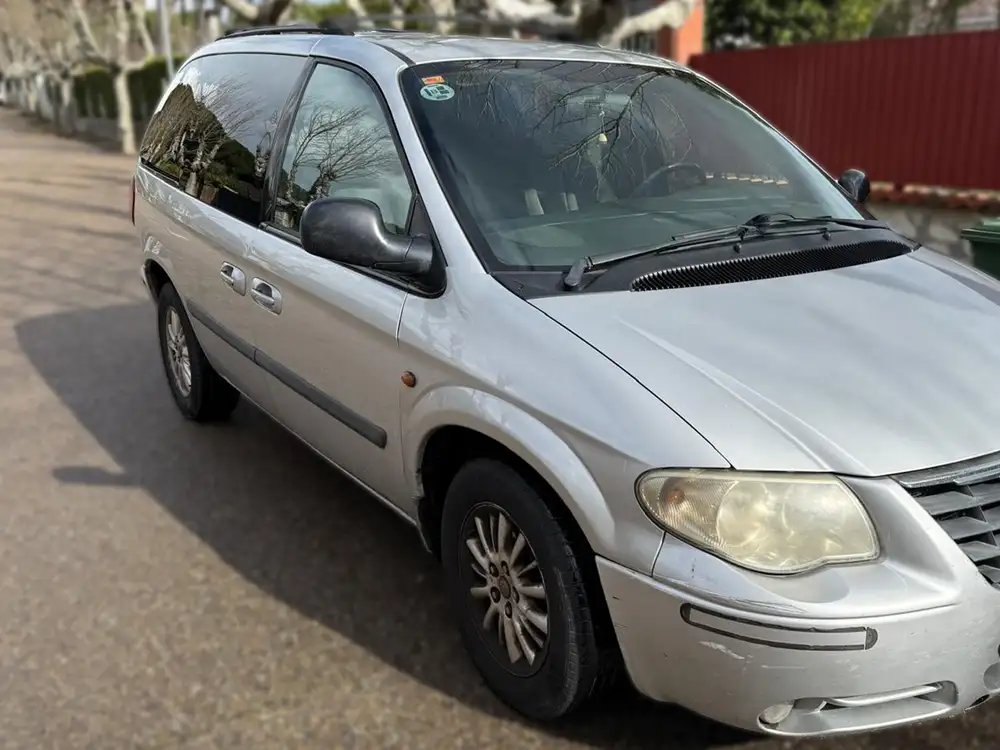 CHRYSLER voyager - Foto 2 | Clidrive