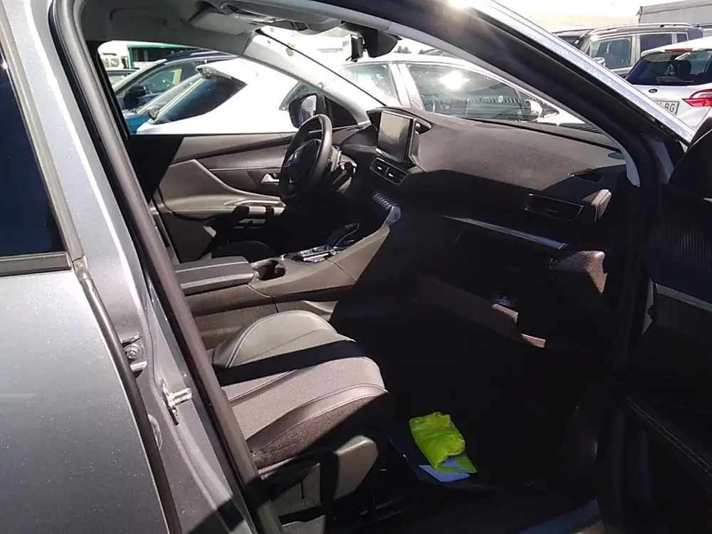 PEUGEOT 3008 de segunda mano | Clidrive