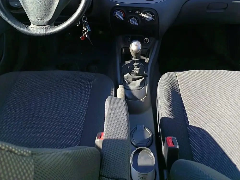 KIA rio - Foto 11 | Clidrive
