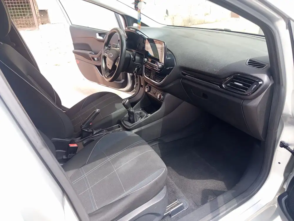 FORD fiesta - Foto 12 | Clidrive