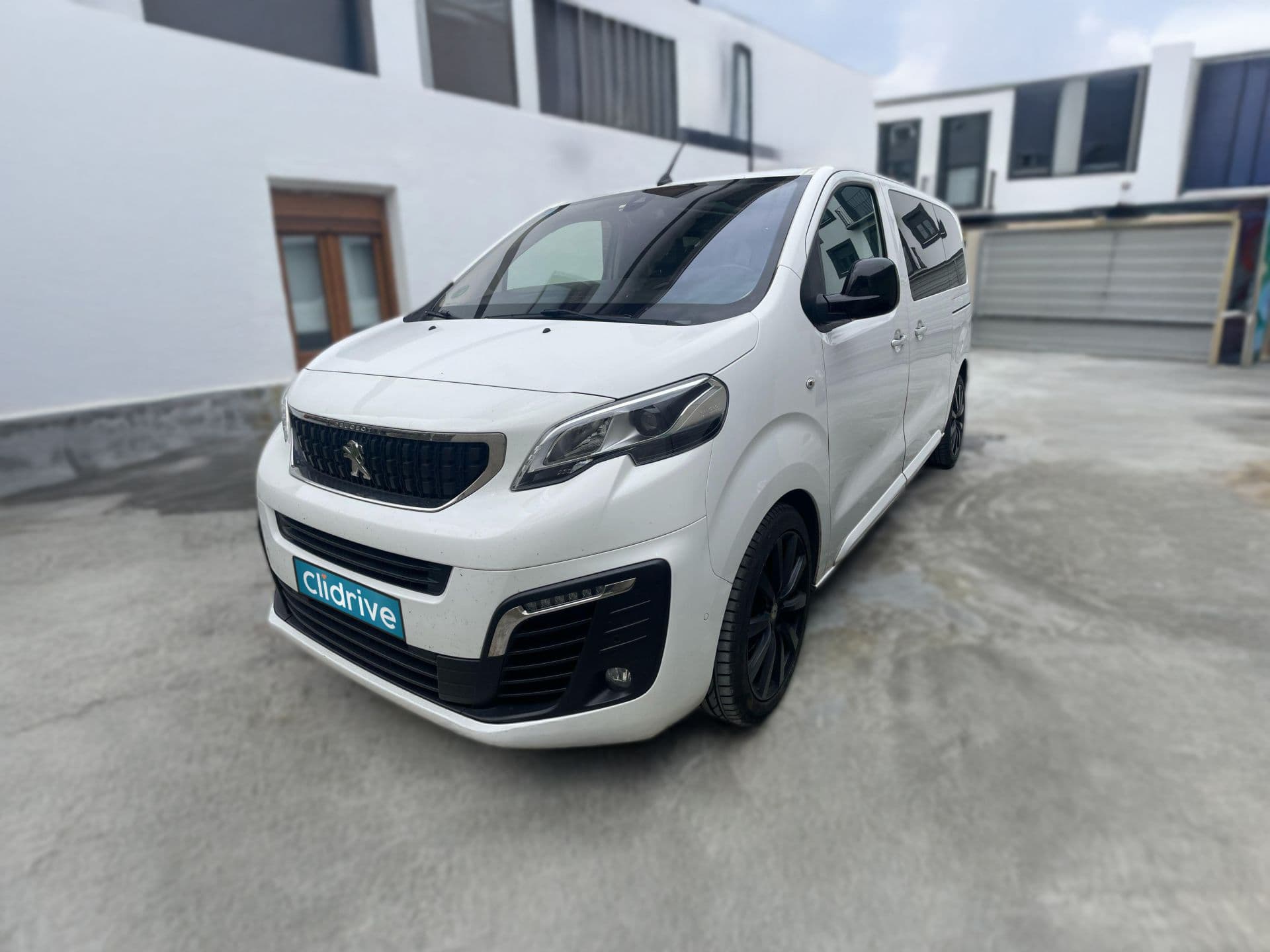PEUGEOT traveller