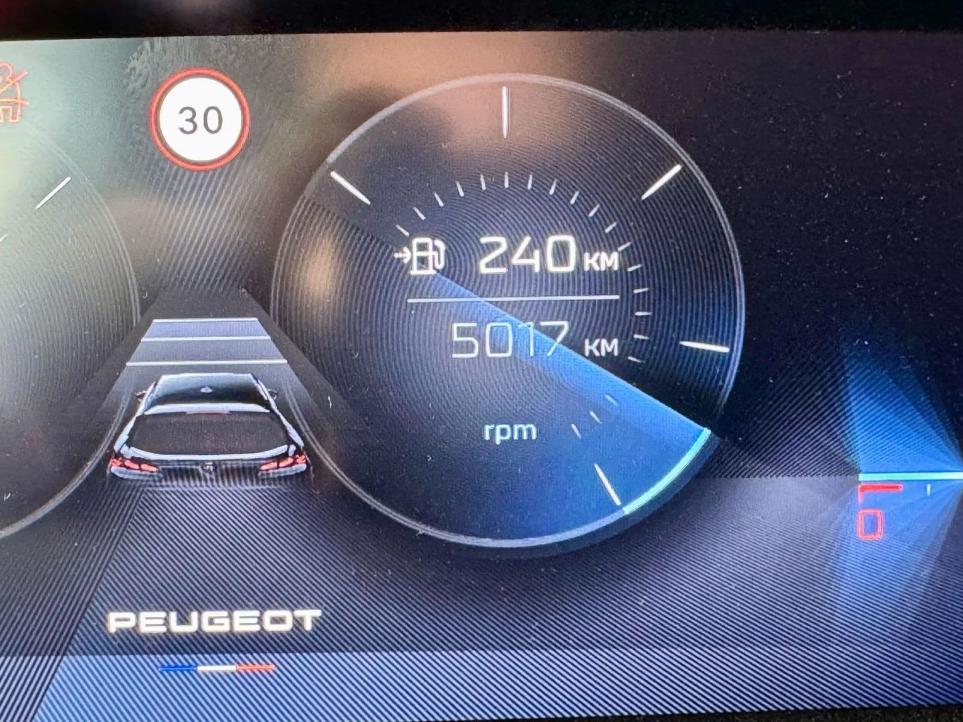 PEUGEOT 308