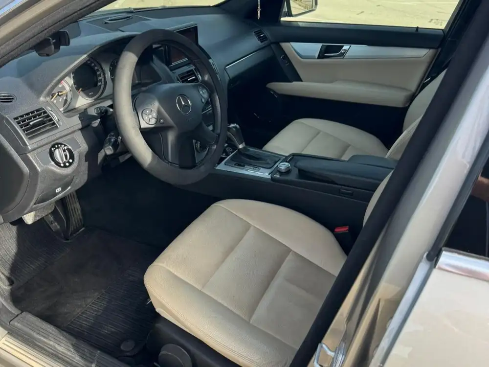 MERCEDES clase c - Foto 5 | Clidrive