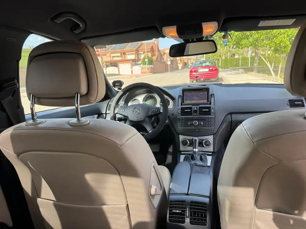 MERCEDES clase c - Foto 10 | Clidrive