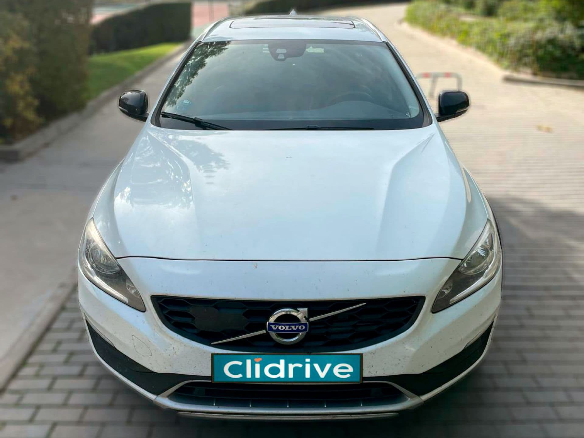 VOLVO V60 Cross Country
