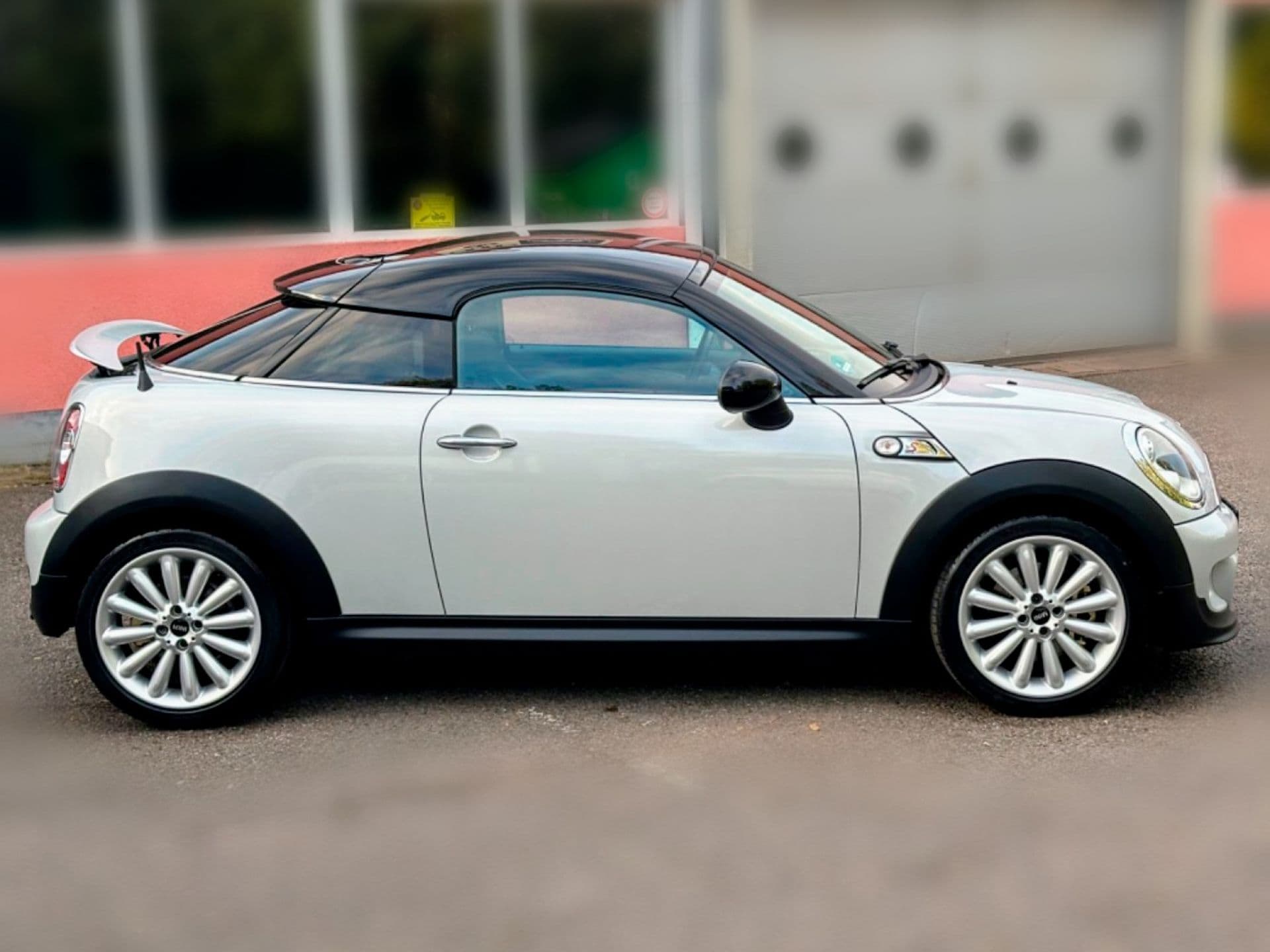 MINI mini