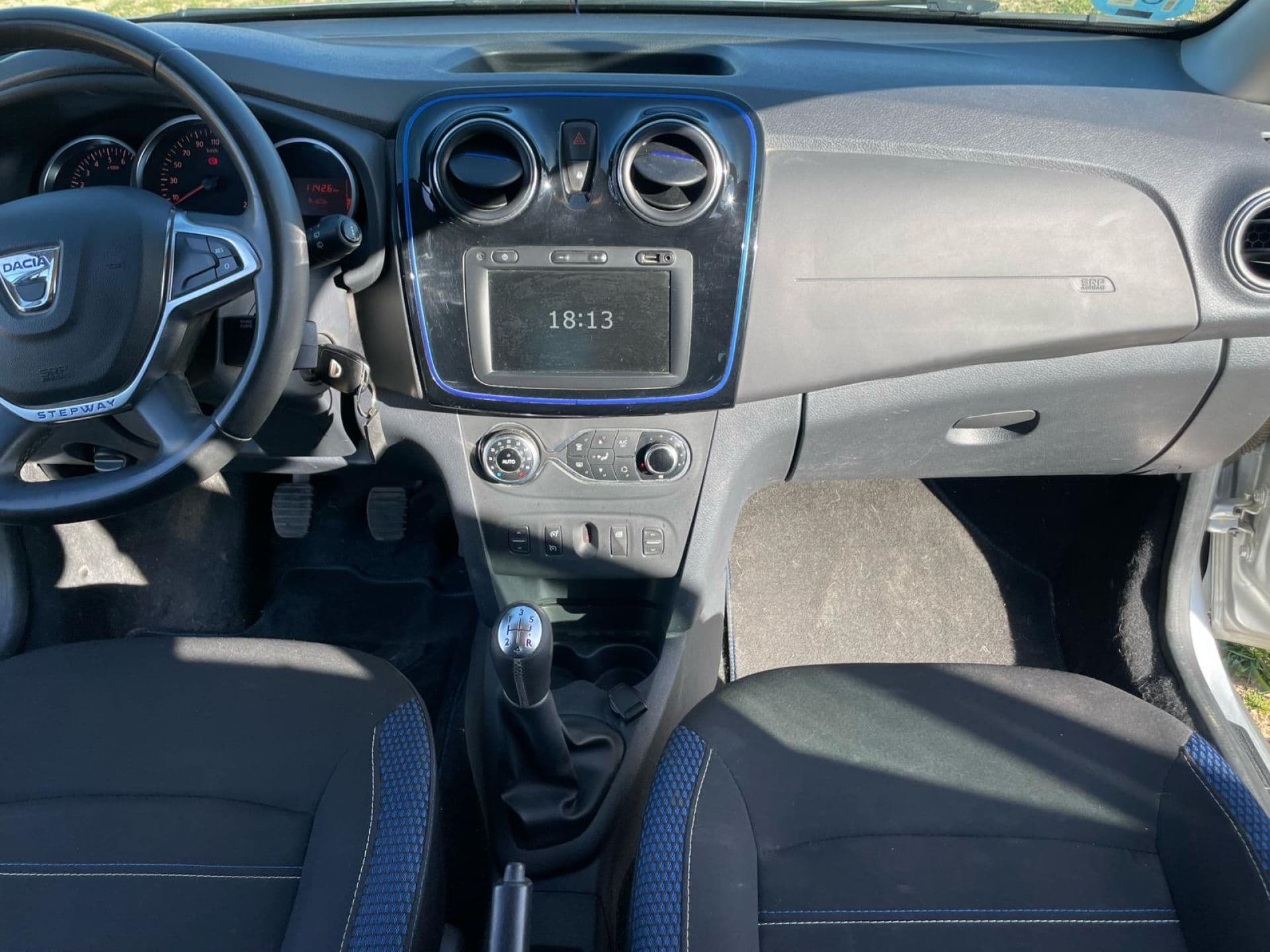 DACIA sandero