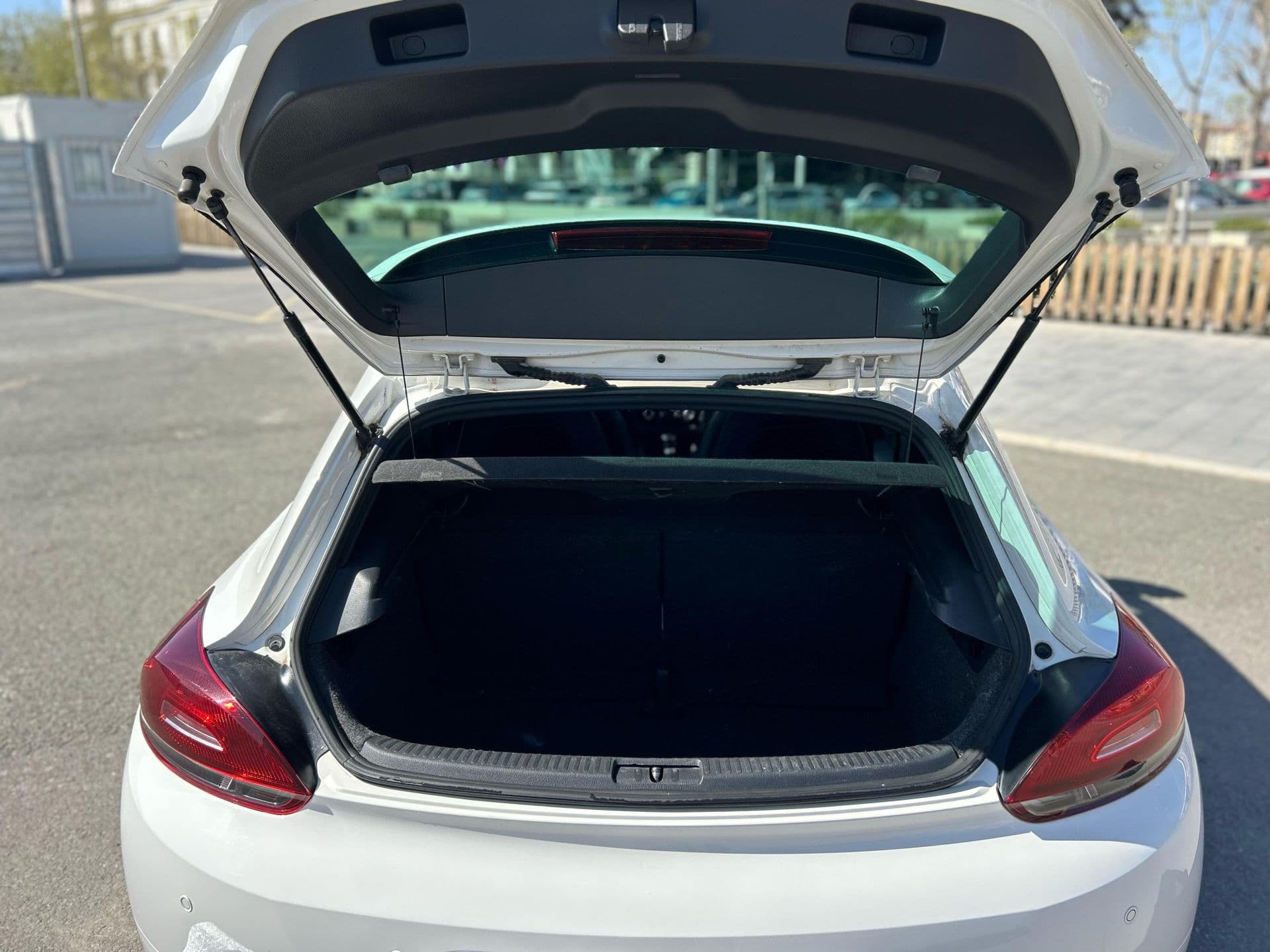 VOLKSWAGEN scirocco