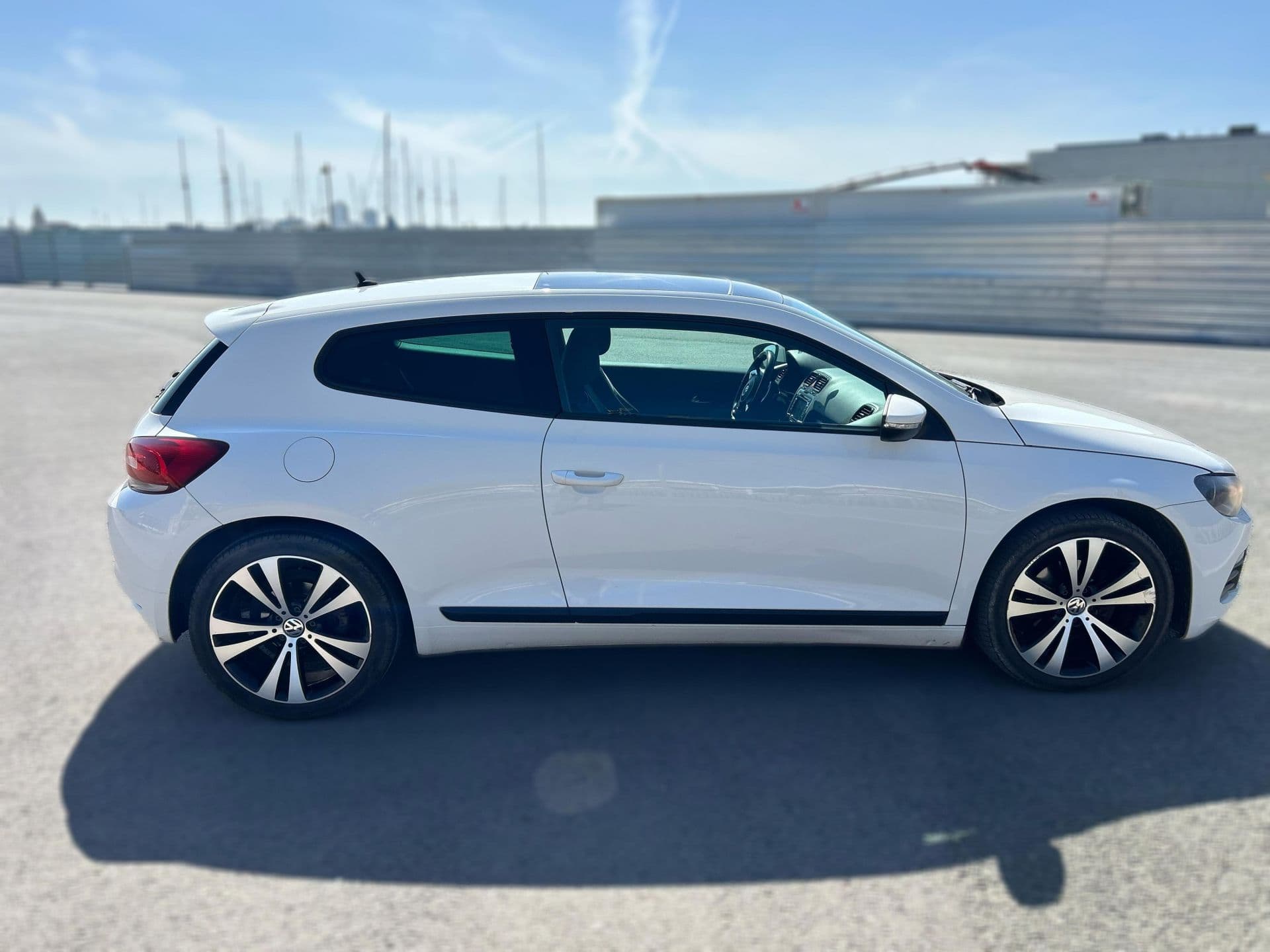 VOLKSWAGEN scirocco