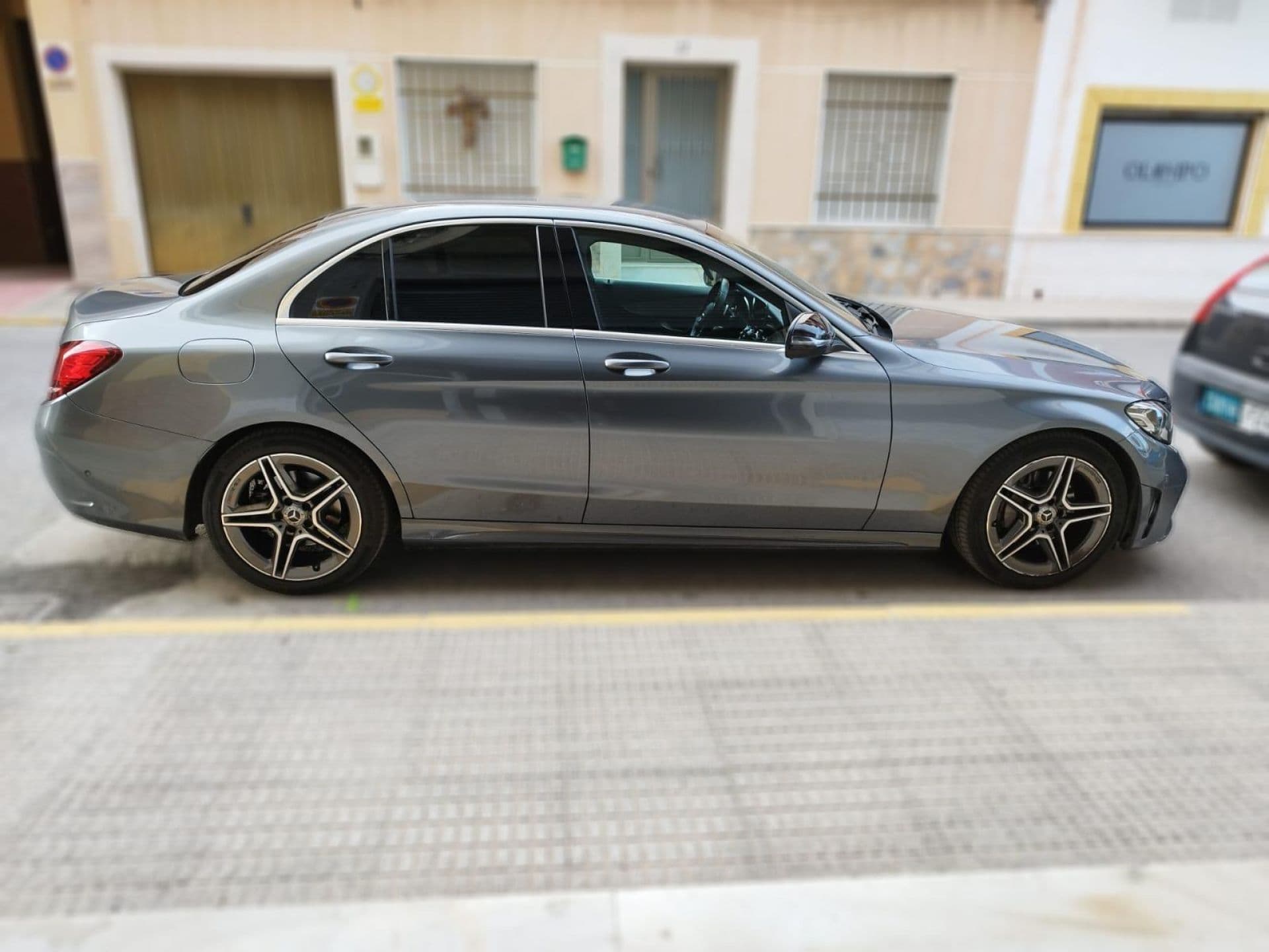 MERCEDES clase c