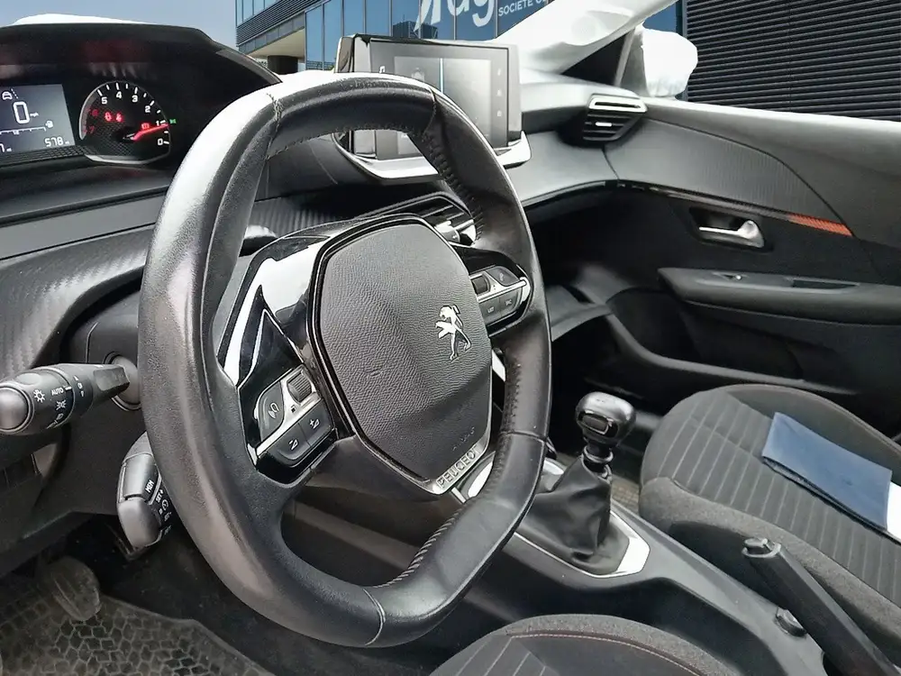PEUGEOT 208 - Foto 7 | Clidrive