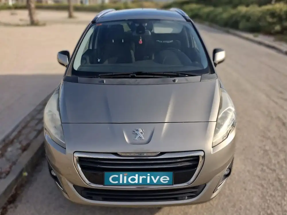 PEUGEOT 5008 - Foto 2 | Clidrive