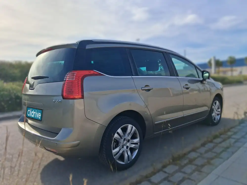 PEUGEOT 5008 - Foto 4 | Clidrive