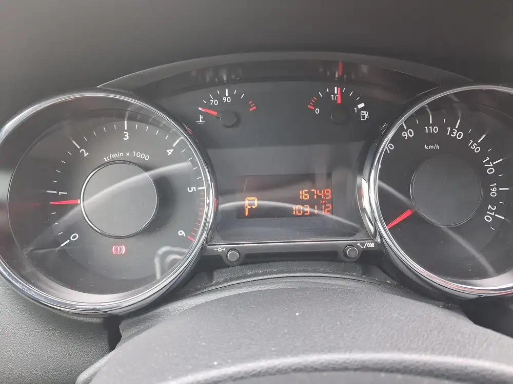 PEUGEOT 5008 - Foto 8 | Clidrive