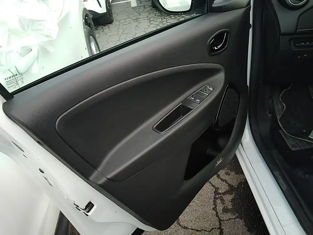 RENAULT zoe - Foto 13 | Clidrive