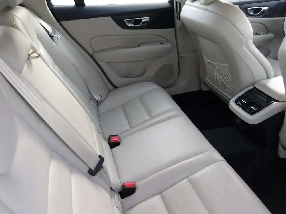 VOLVO V60 Cross Country - Foto 7 | Clidrive
