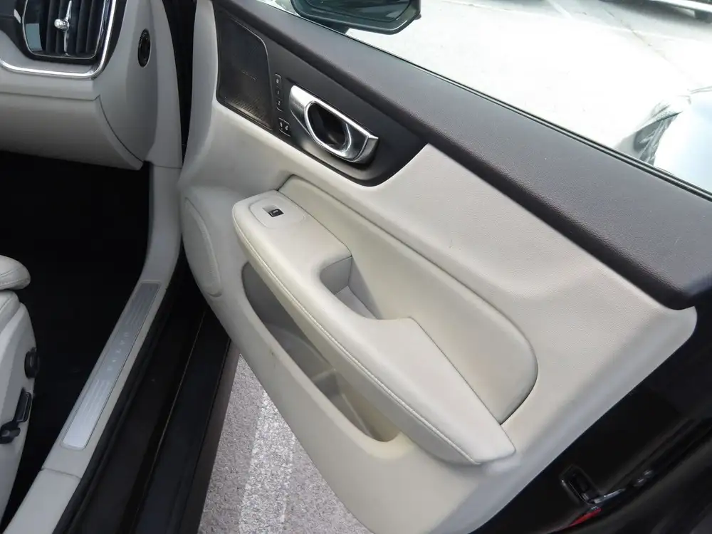 VOLVO V60 Cross Country - Foto 10 | Clidrive