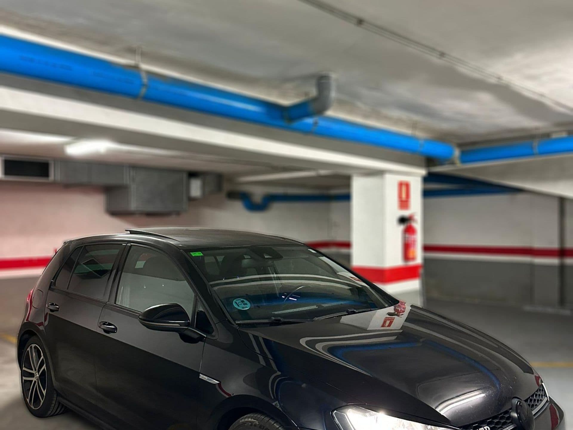 VOLKSWAGEN golf