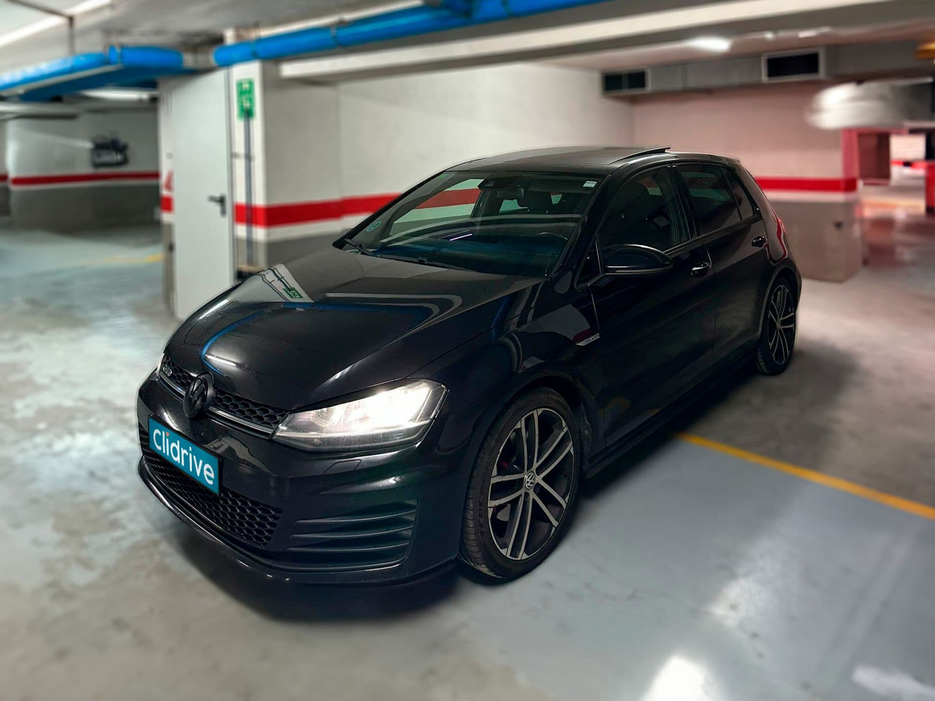 VOLKSWAGEN golf