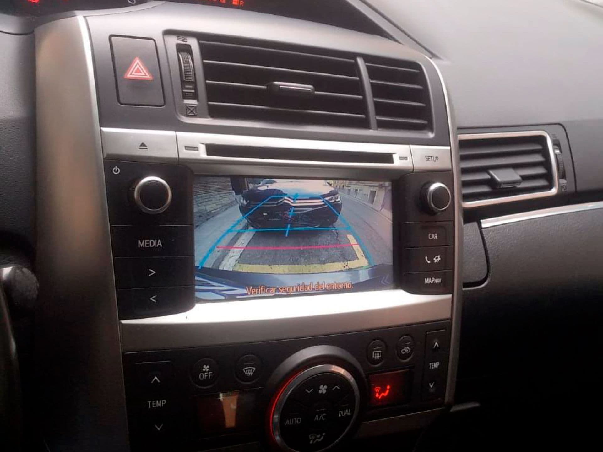 TOYOTA verso