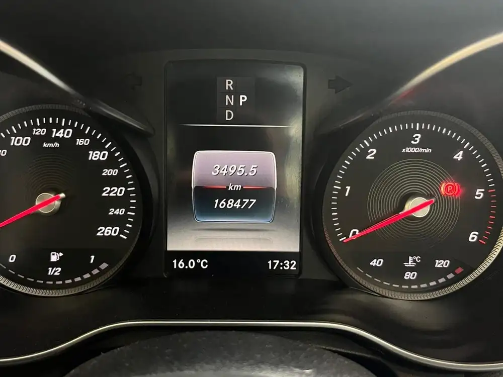 MERCEDES clase c - Foto 8 | Clidrive