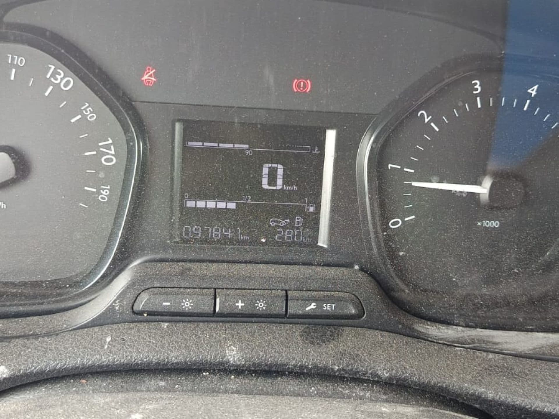 PEUGEOT expert