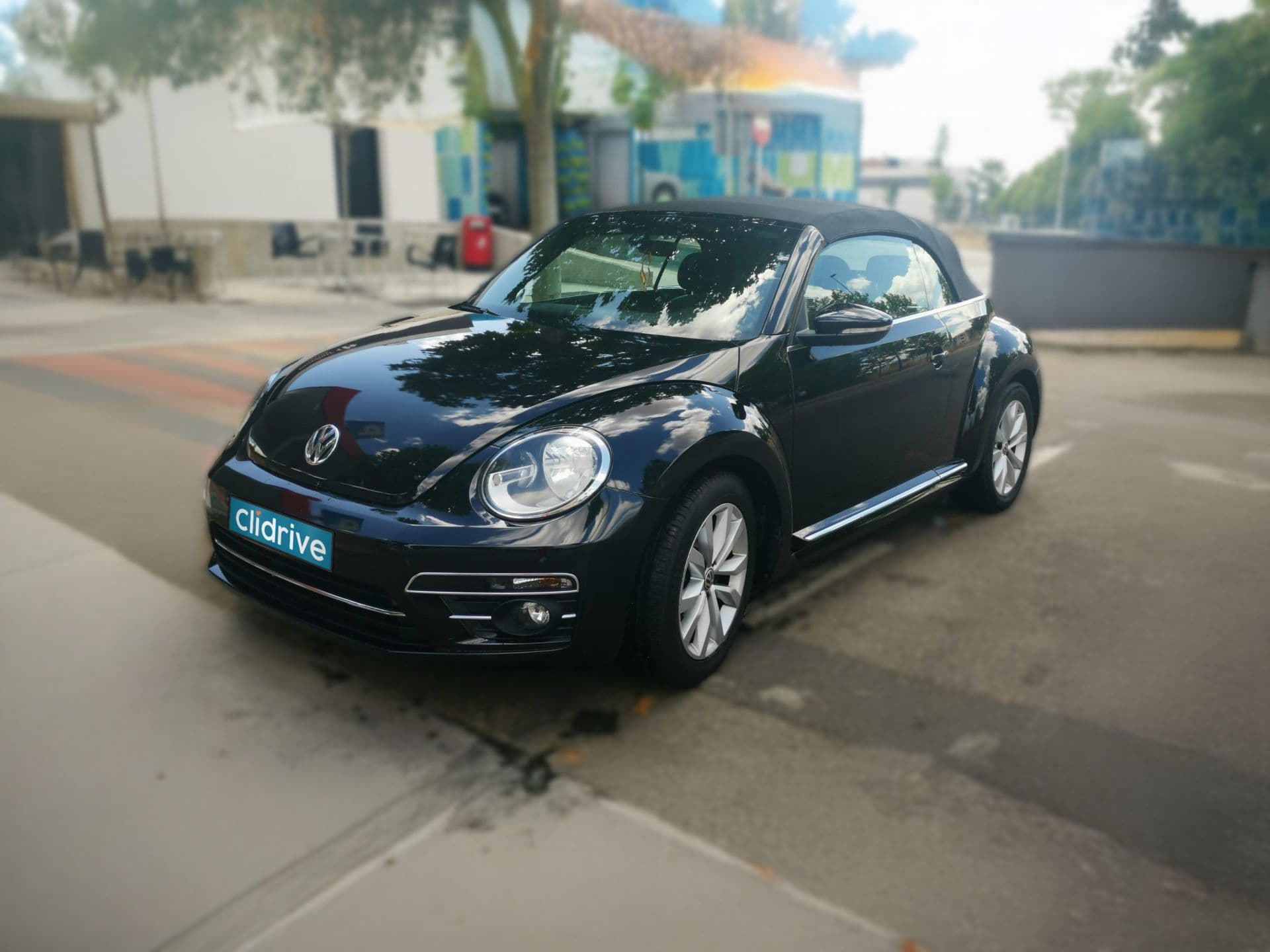 VOLKSWAGEN beetle