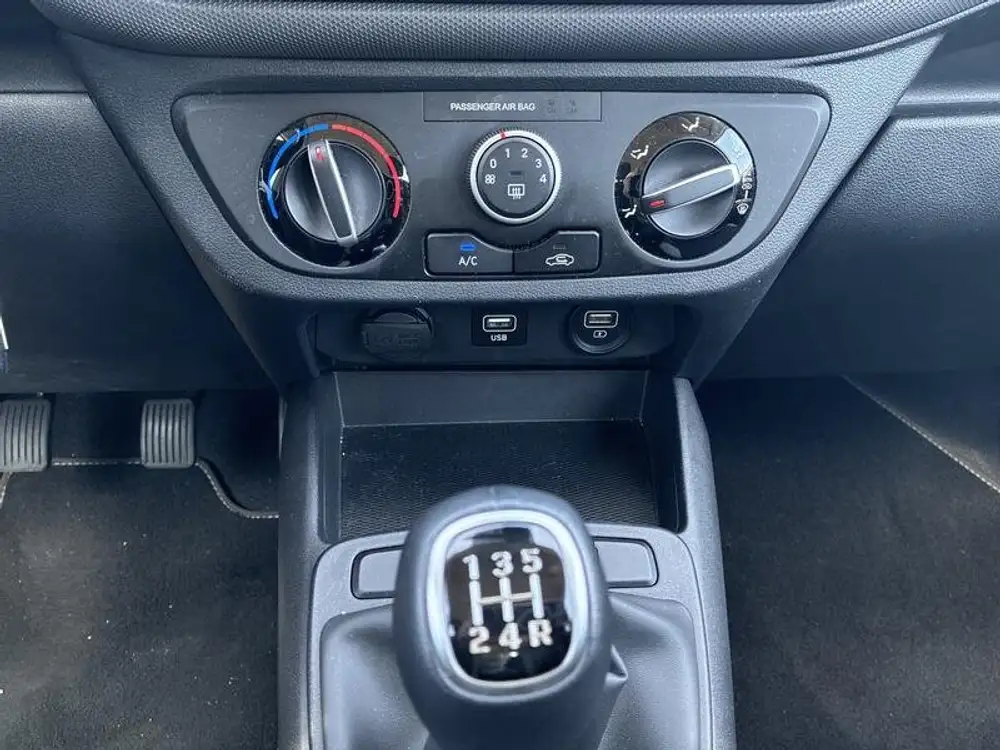 HYUNDAI i10 - Foto 14 | Clidrive