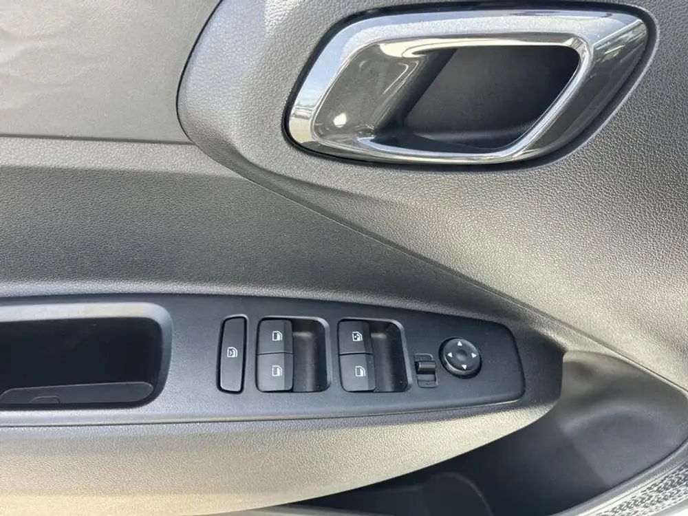 HYUNDAI i10 - Foto 15 | Clidrive