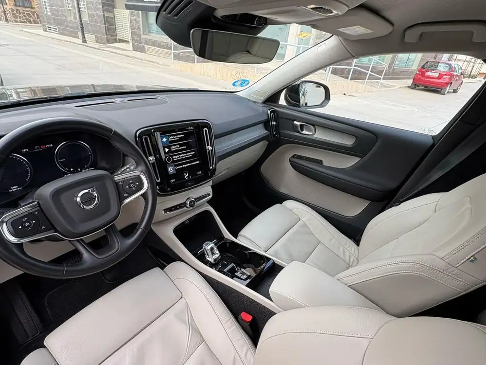 VOLVO xc40 de segunda mano | Clidrive