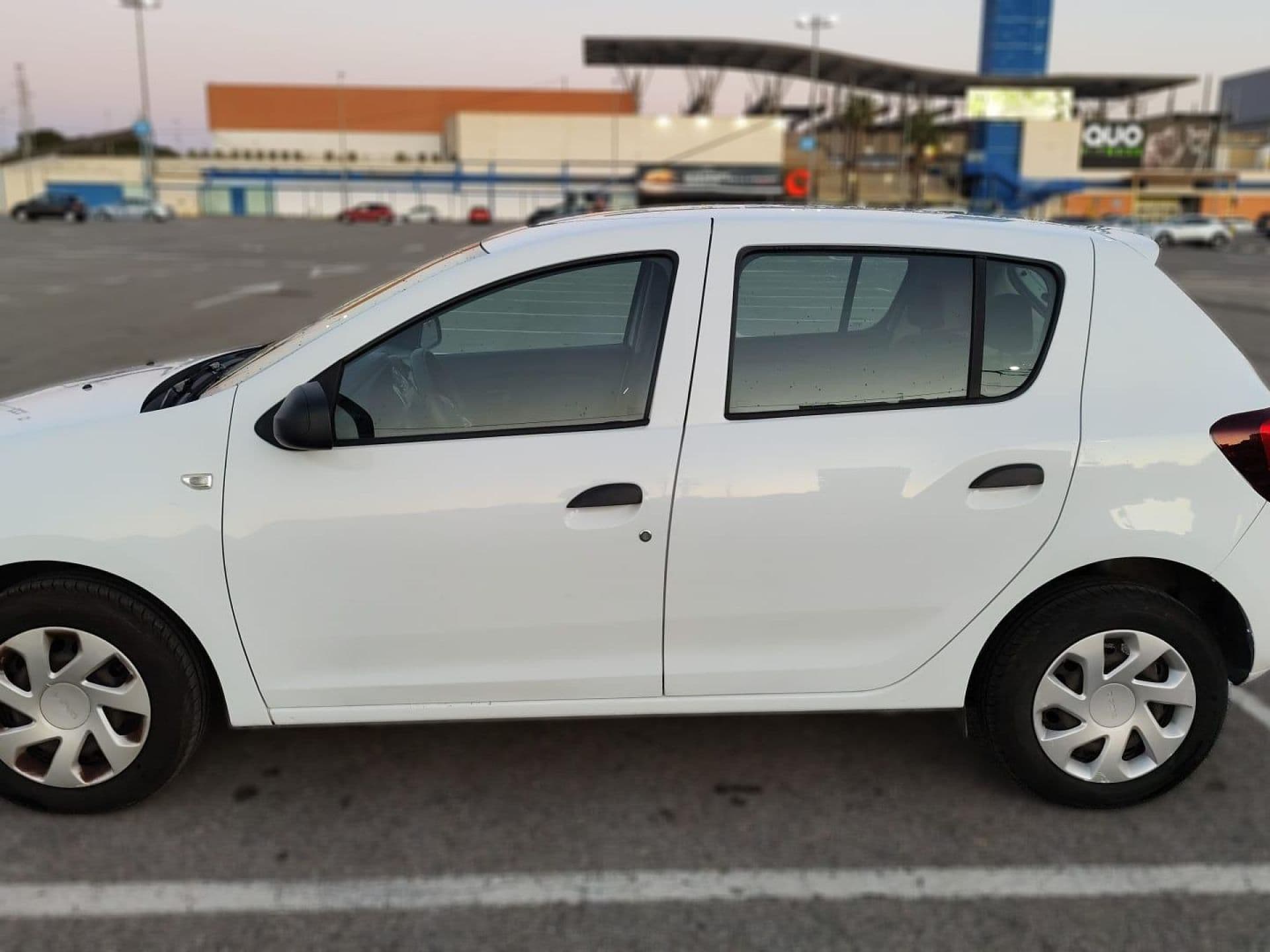 DACIA sandero