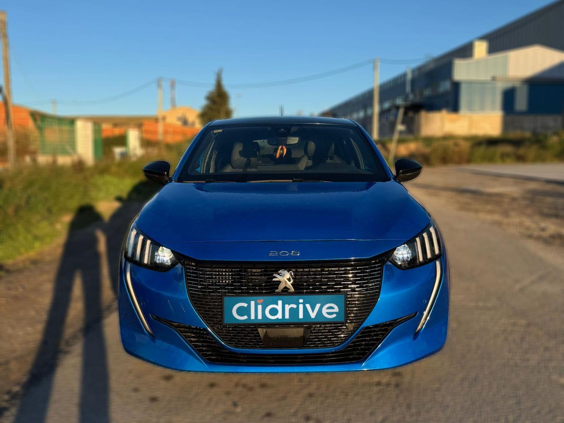 PEUGEOT 208
